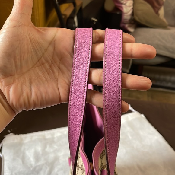 Sold❤️Authentic Gucci Tote - Picture 10 of 17